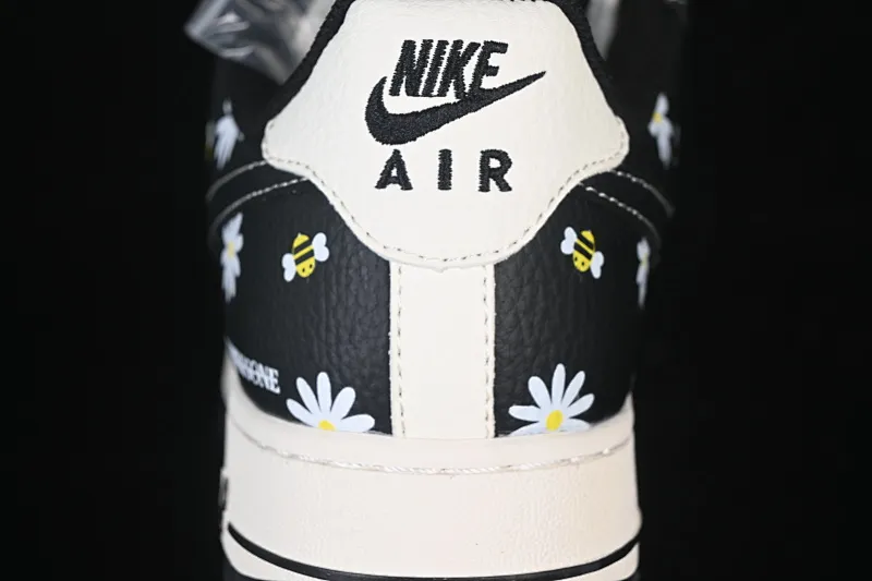 All categories Nk Air Force 1 Air Force series Nk Air Force 1 Low Air Force low-top Nike Air Force 1'07 Low black and white panda print Air Force 1 low-top casual sneakers JP8028-004
